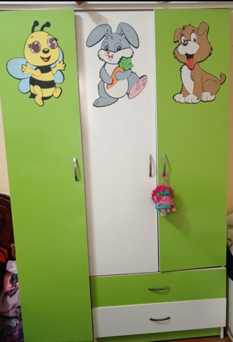 Детиский мебели шкаф1 и кровать 2 шт