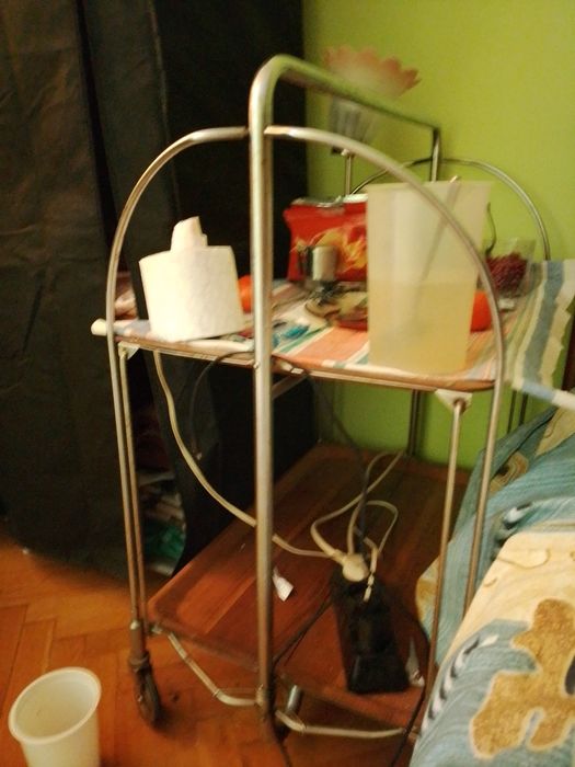 2 броя Сгъваеми маси от социализма