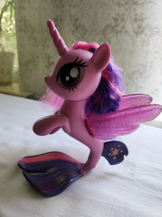 Пони для плаванья