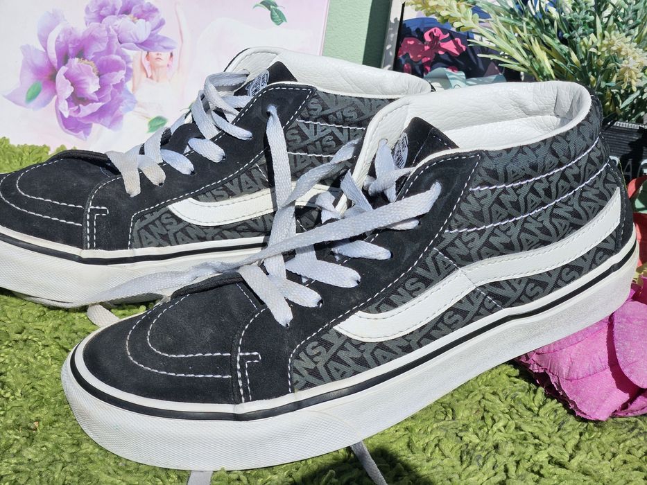 Vans високи кецове в черно N37