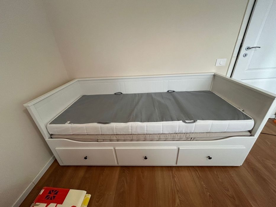 Divan Ikea 3 sertare si doua saltele