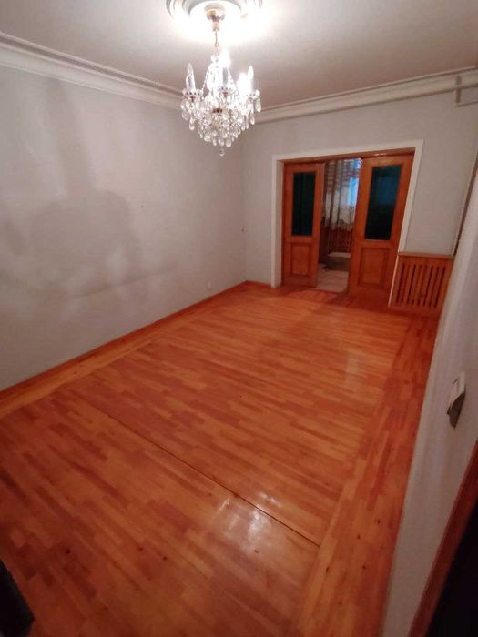 Продается квартира на Карасу-6 3/1/9 с подвалом и своим огородом