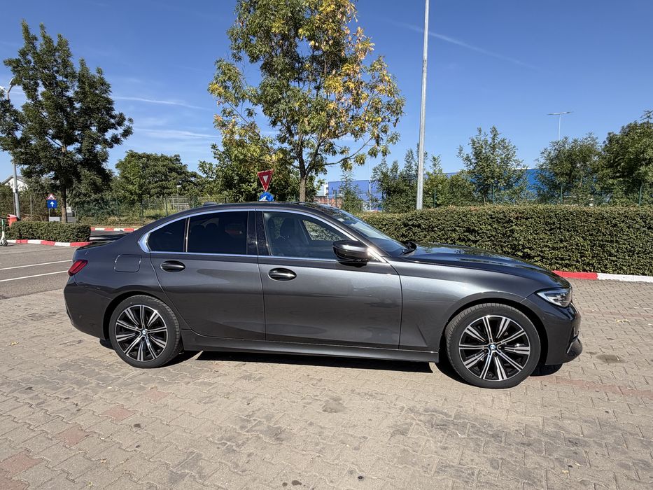 BMW Seria 3 2022 — imagine 1