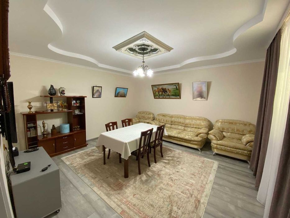 Продаётся уютный коттедж 12 мкр