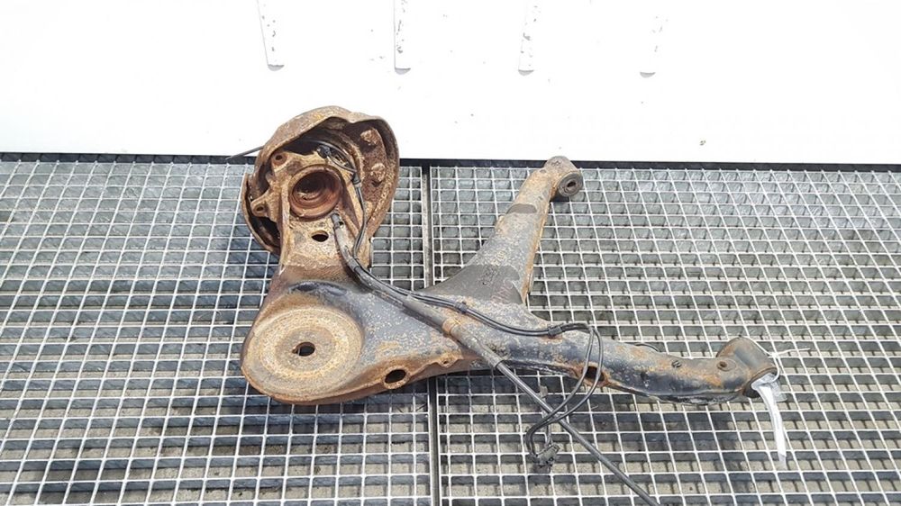 Fuzeta stanga spate, Mercedes Viano (W639) [Fabr 2003-prezent] 2.2 CDI, A6393521204