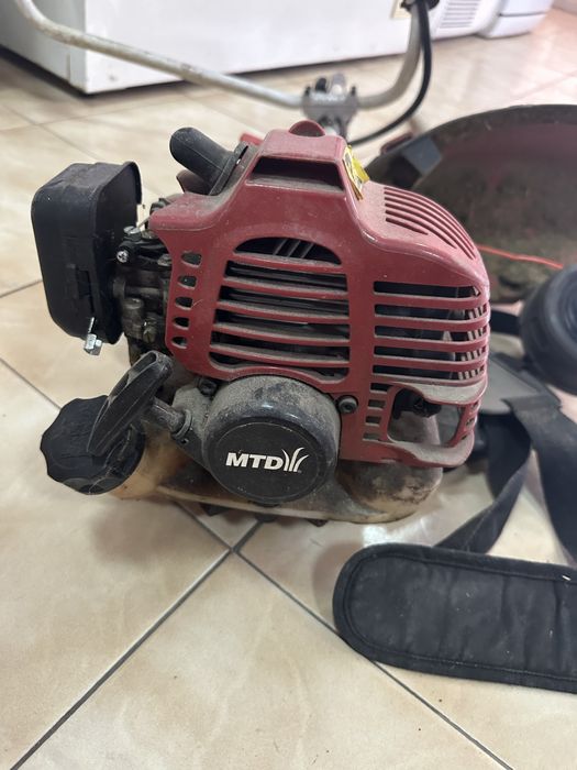 Бензинов тример MTD Smart BC26