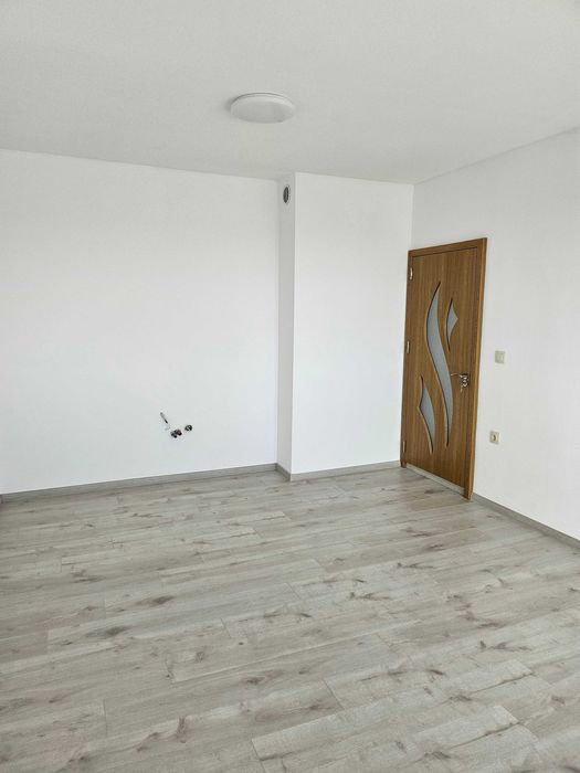 Дава се под наем Тристаен апартамент в Варна, Кайсиева градина - 60 кв.м за 119900 € - Снимка #1