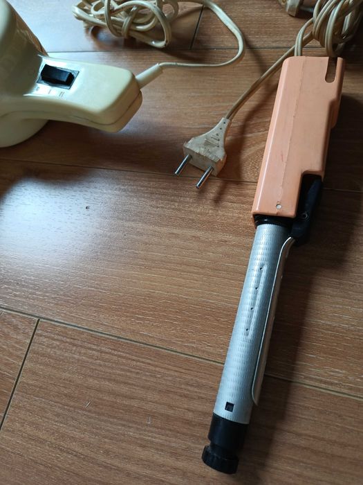 Uscător /feon Zefir vechi +ondulator de colecție/ Electro Mureș