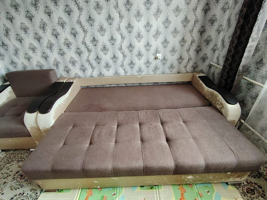 Продаётся диван и кресло