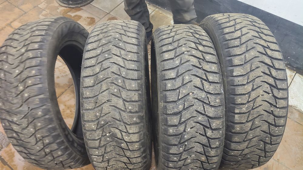 Шины сайлун клмплект