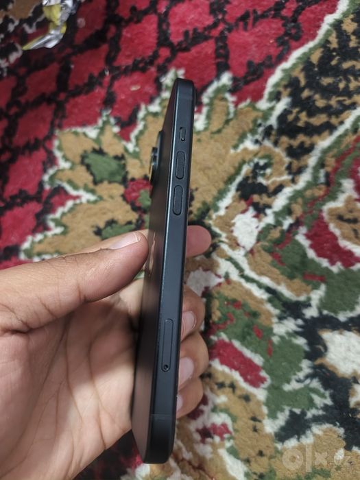 iPhone 15 yangidek 128/93