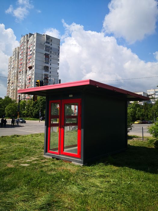 Продавам търговски павилион, контейнер, фургон