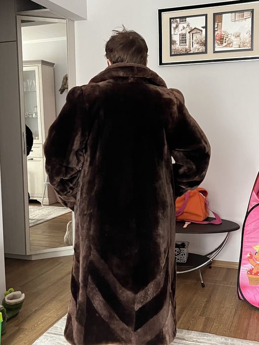 Шуба мутоновая натуральная