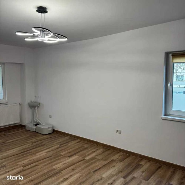 Camera de inchiriat in Salon pe Stefan cel Mare