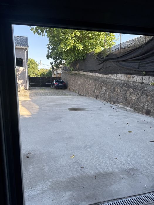 Propietar hala de inchiriat