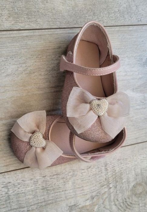 Pantofi rozi fetite cu sclipici si fundițe