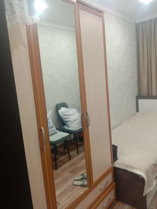 Продам шкаф плательный