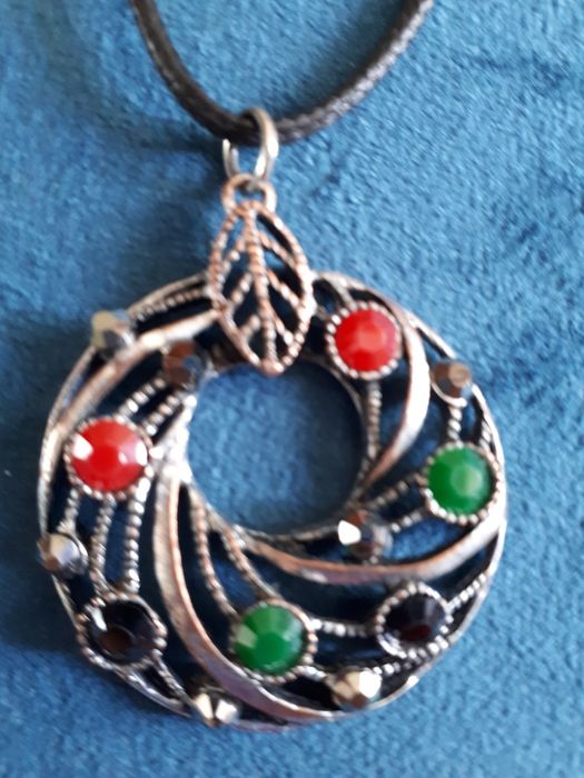 Кулон круглой формы