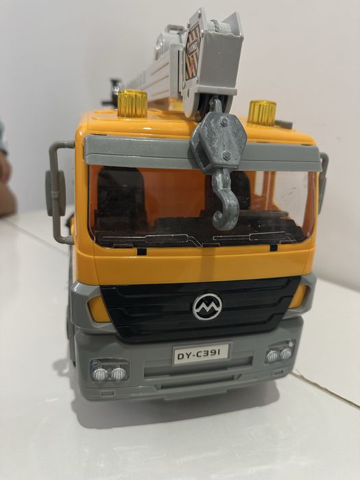 Продам машинку кран