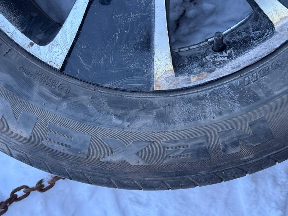 Продам диски с шинами