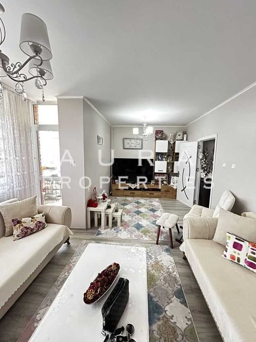 Продава се Четиристаен апартамент в Разград, Освобождение - 125 кв.м за 1020 €/кв.м - Снимка #6