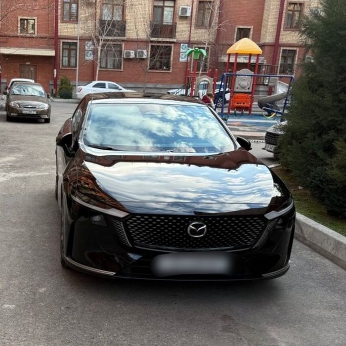 Mazda ez 6 черная