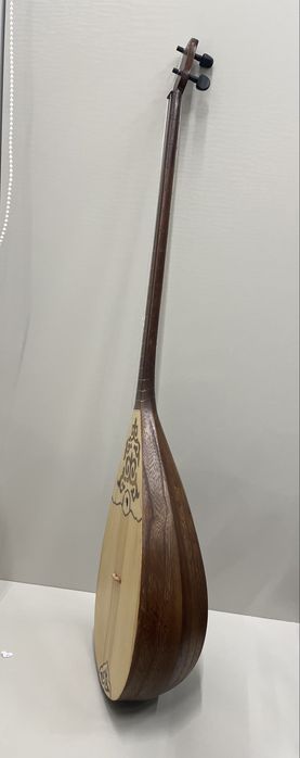 Домбыра новый.