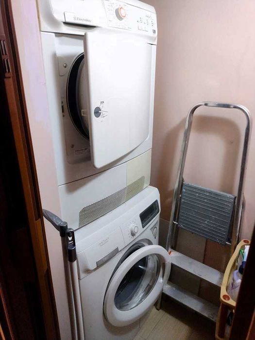 Дава се под наем Тристаен апартамент в Варна, Базар Левски - 90 кв.м за 765 € - Снимка #18