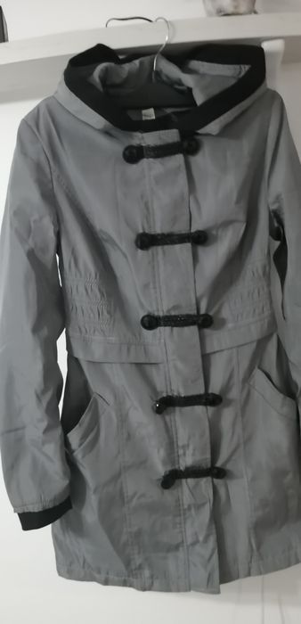 Продам пальто 46рзм