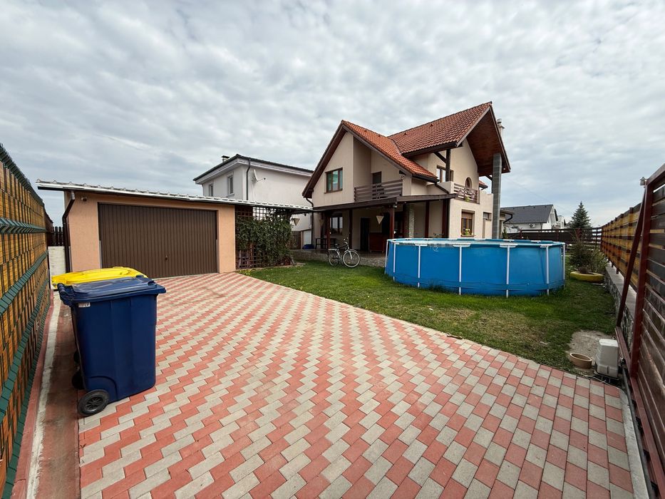 Casa de Vanzare in Sura Mica