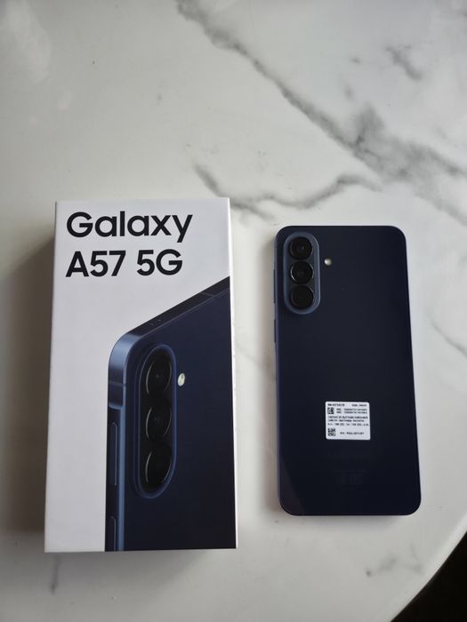Продам Samsung A57  8/256