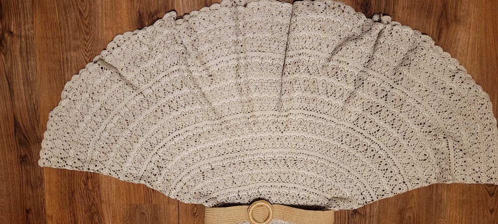 Rochie crosetata manual din macrame
