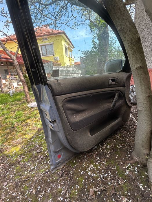 Дясна врата на VW Passat B5