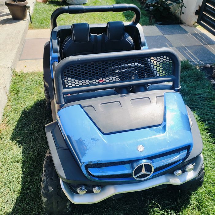 Mașinuța electrica