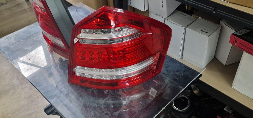 Лед Стопове за Mercedes GL X164 феслифт