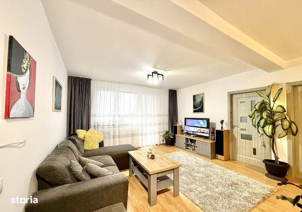 Apartament 3 Camere, 60mp, Parcare, Zona Sesul de Sus
