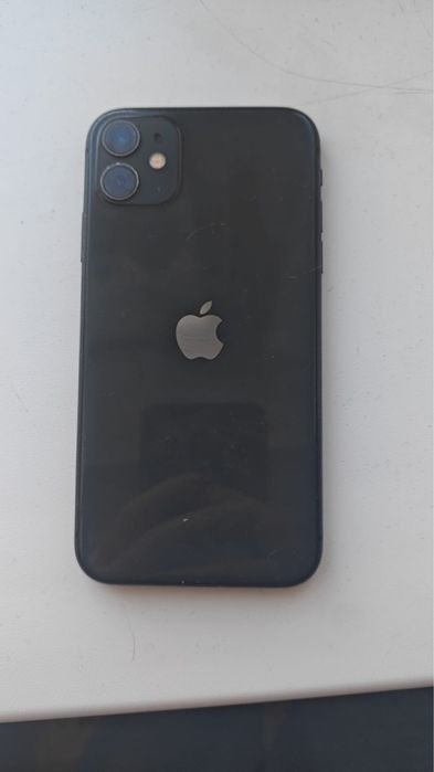 Продам Айфон 11 64гб