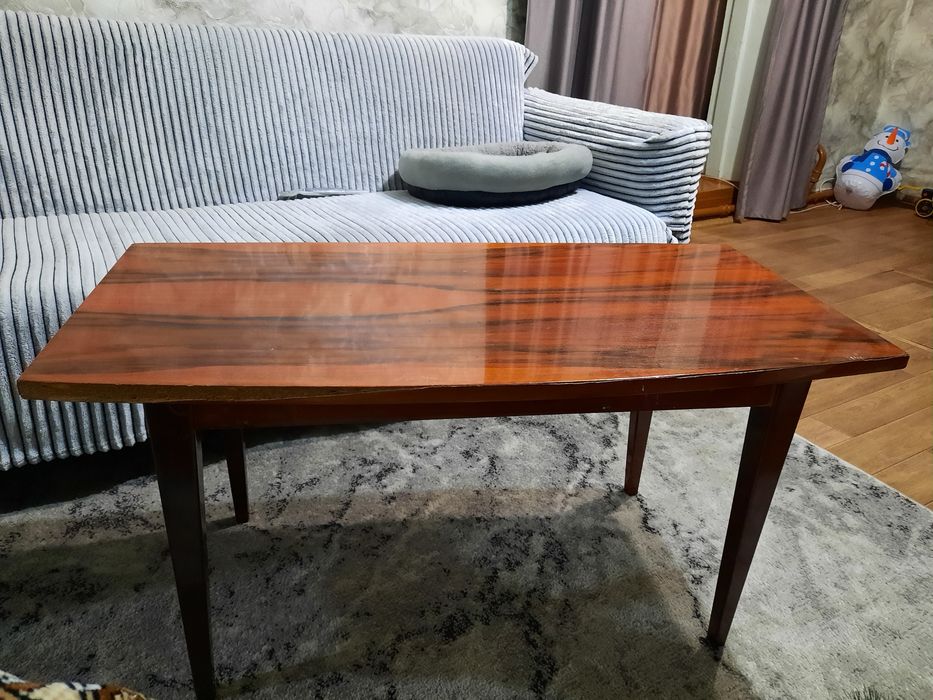 Срочно журнальный столик