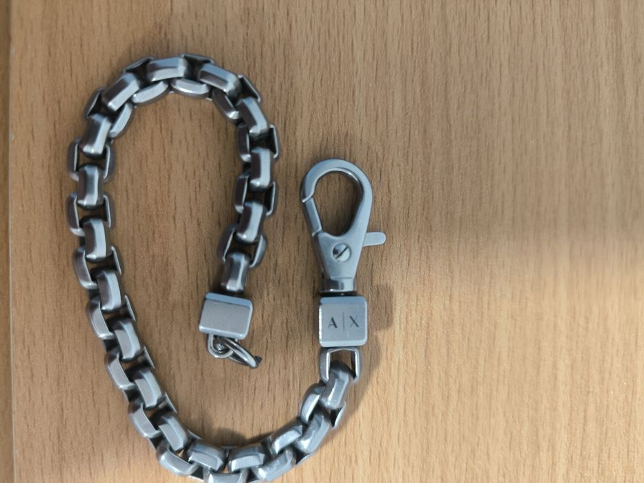 Vând brățară Armani Exchange