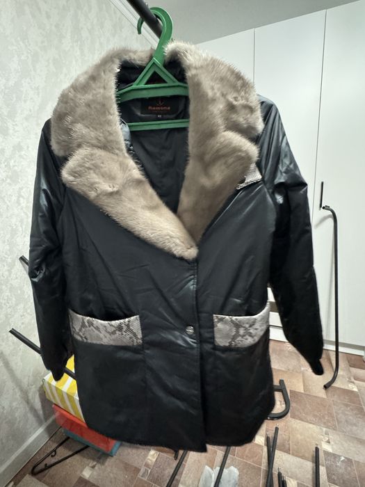 Куртка с норковым воротником