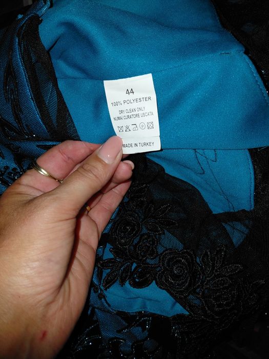 Rochie ocazie cu dantelă