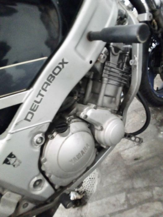 На части Yamaha Fzr600