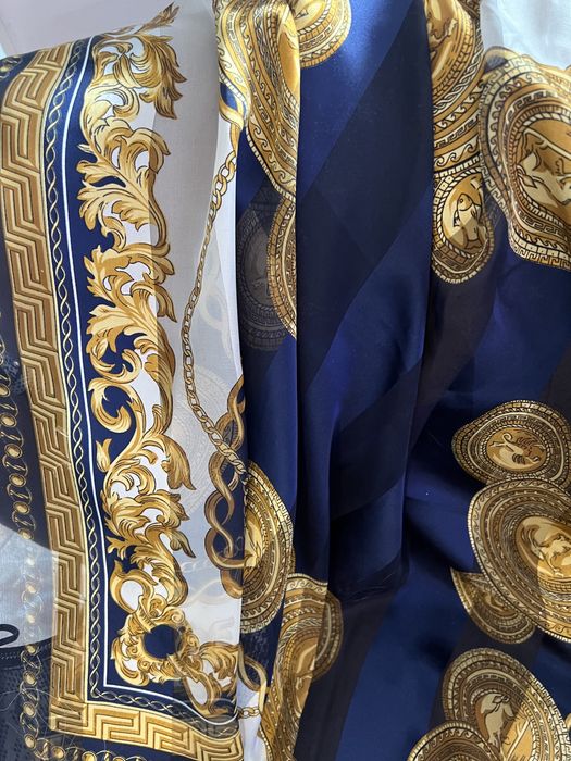 Красив  шал от мек шифон в  стил Roberto Cavalli