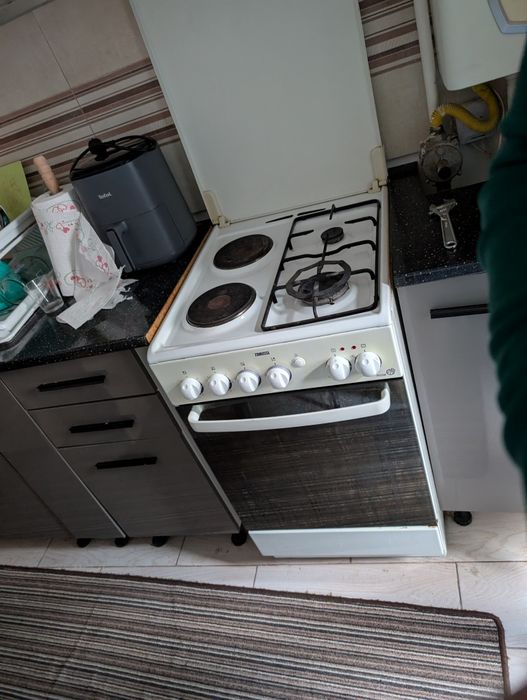 Aragaz Zanussi stare bună de funcționare