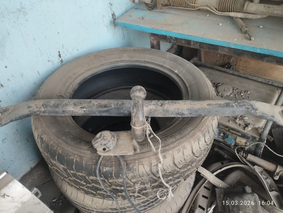 продам запчасти на Ауди 100