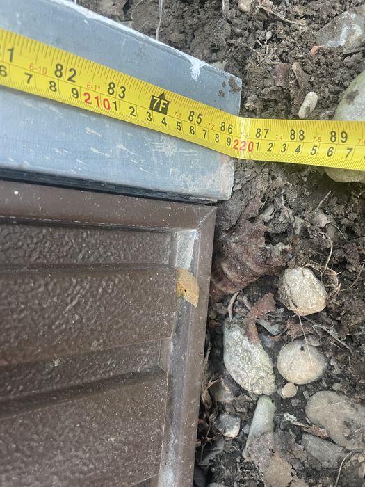 Usa garaj basculabila