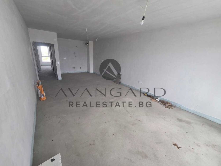 Продава се Тристаен апартамент в Пловдив, Тракия - 116 кв.м за 1440 €/кв.м - Снимка #1