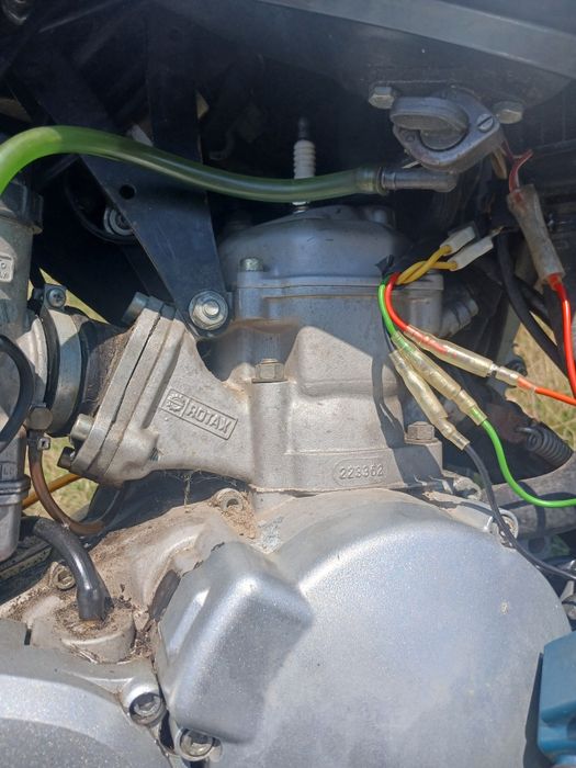 Vand cross/enduro Aprilia pegaso 125cc 2t power valve sau fac schimb
