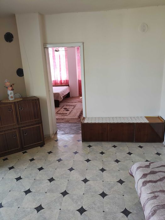 Дава се под наем Четиристаен апартамент в Казанлък - 100 кв.м за 255 € - Снимка #2