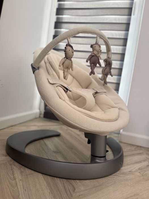 Vând balansoar Nuna aproape nou